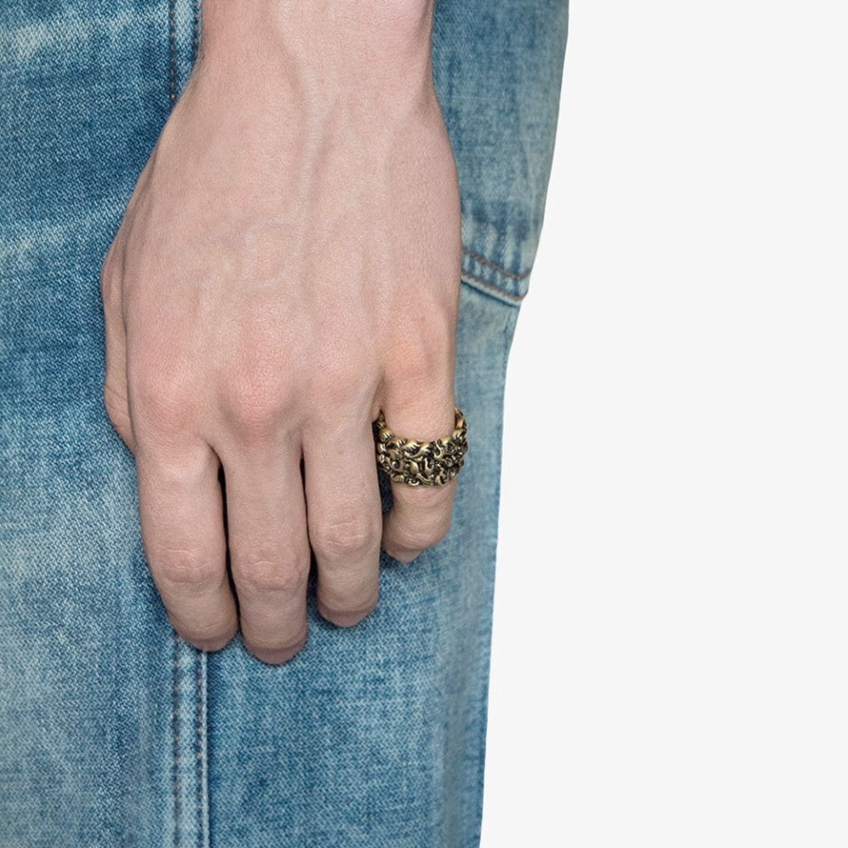 Gucci Lionhead Mane Ring in Antique Gold