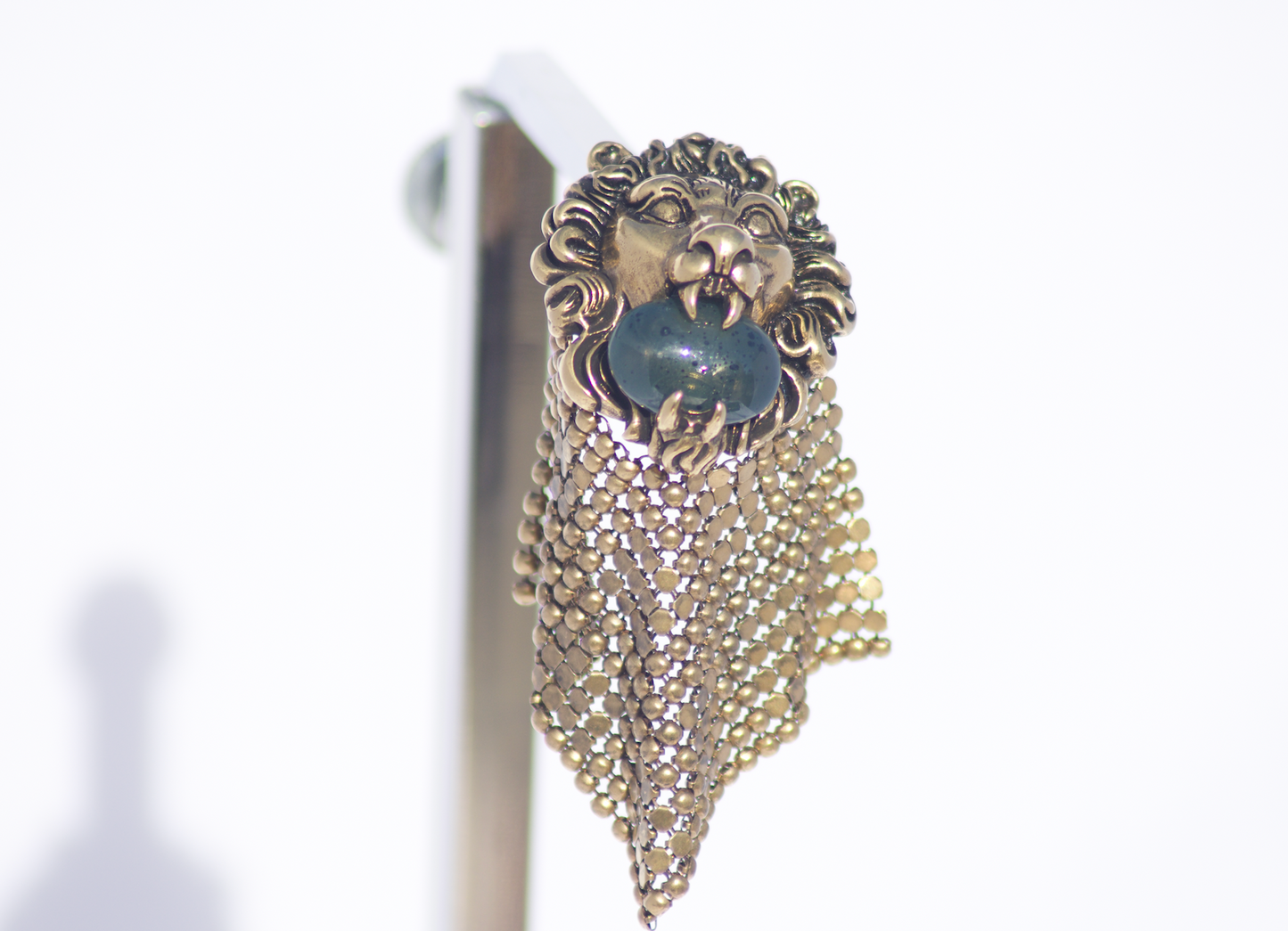 Gucci Lion Head Clip-on Earrings in Antique Gold
