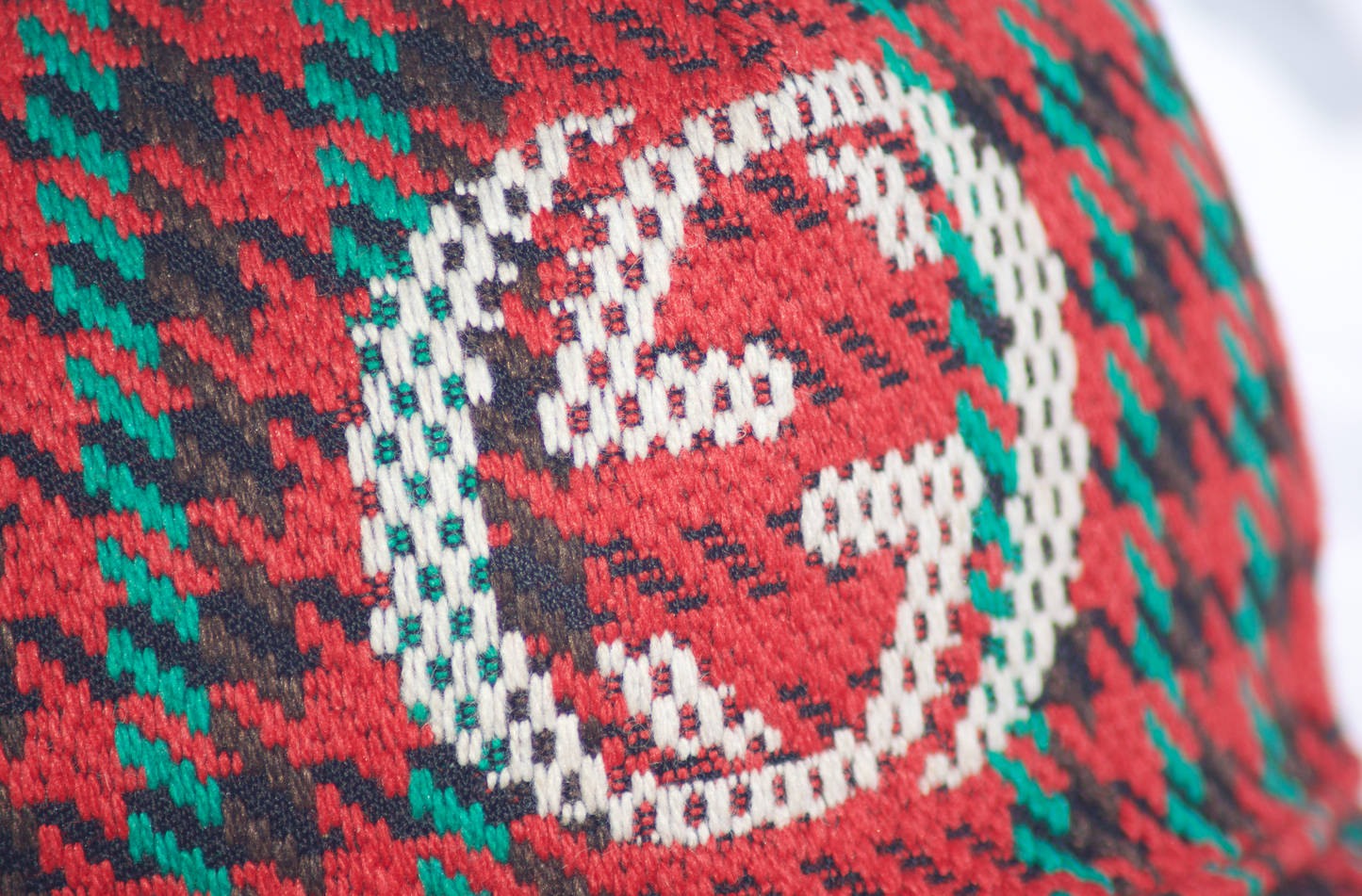 Gucci Houndstooth Baseball Hat With Interlocking G In Red And Green