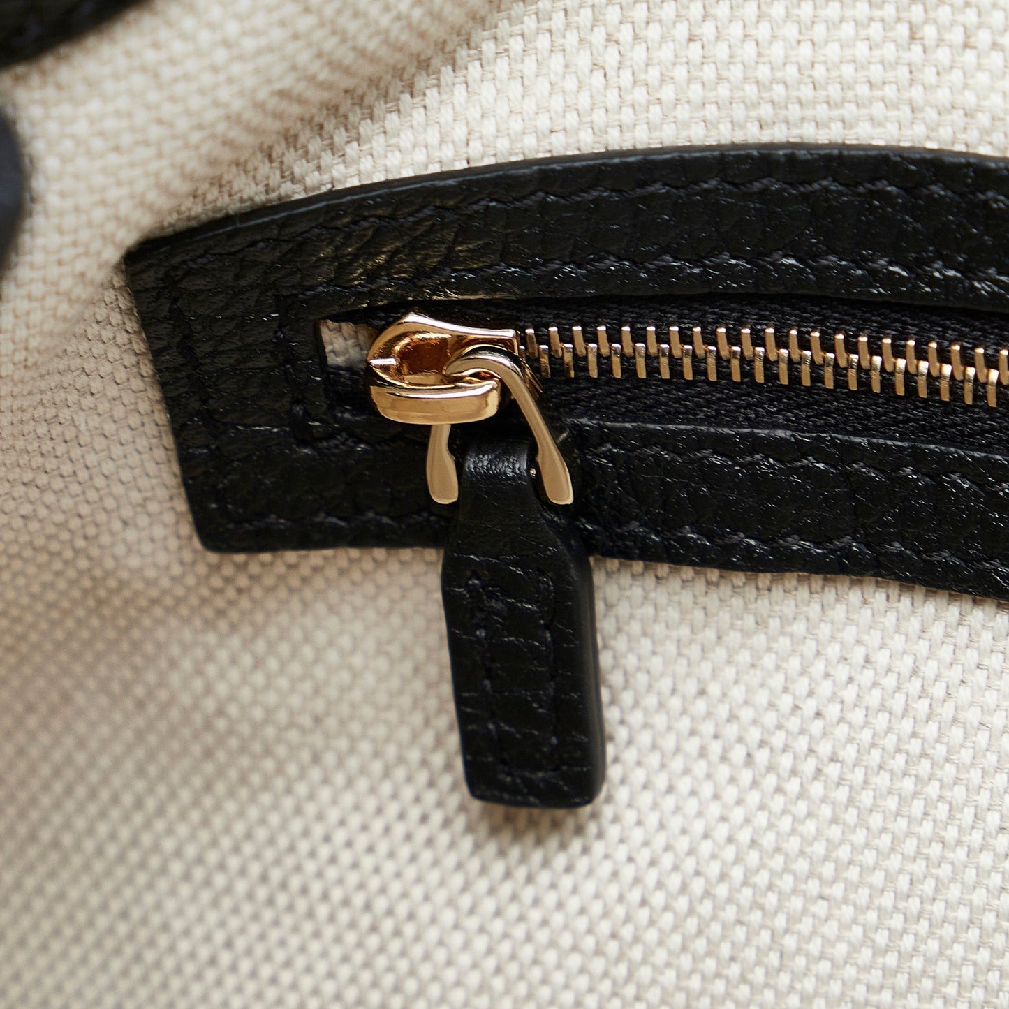 Gucci Soho Black Leather