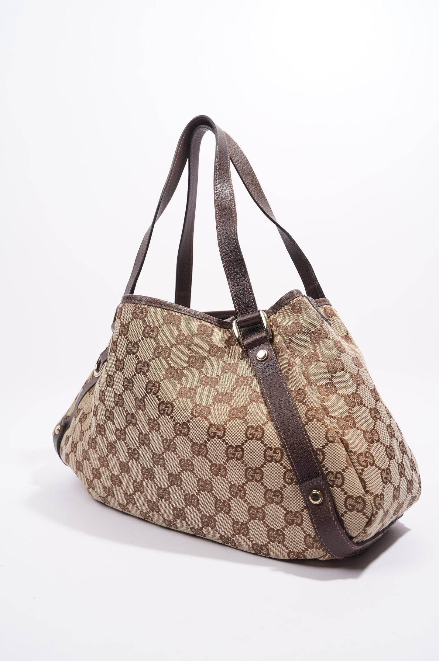 Gucci Pelham Shoulder Bag Supreme Canvas