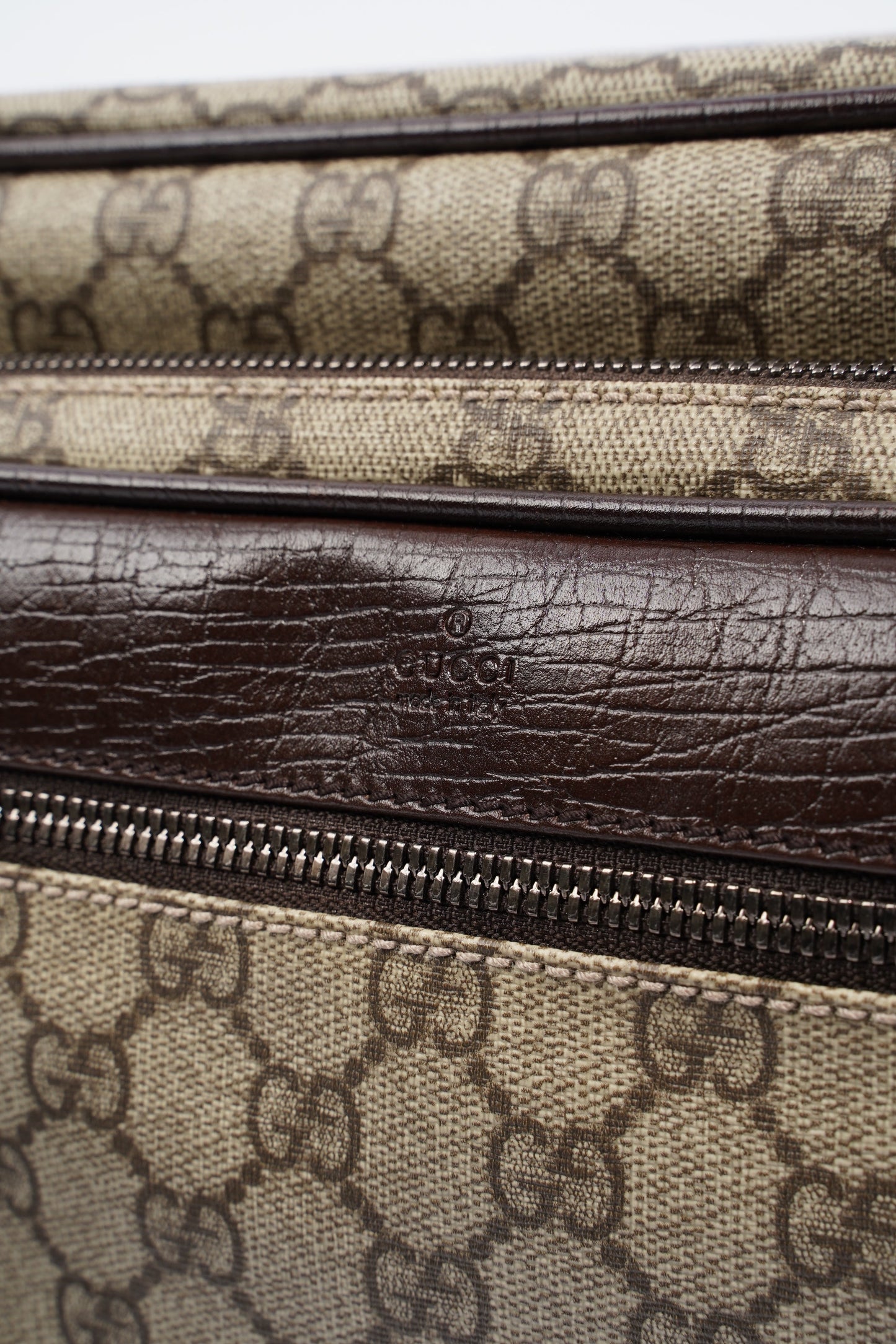 Gucci Shoulder Bag Supreme Canvas
