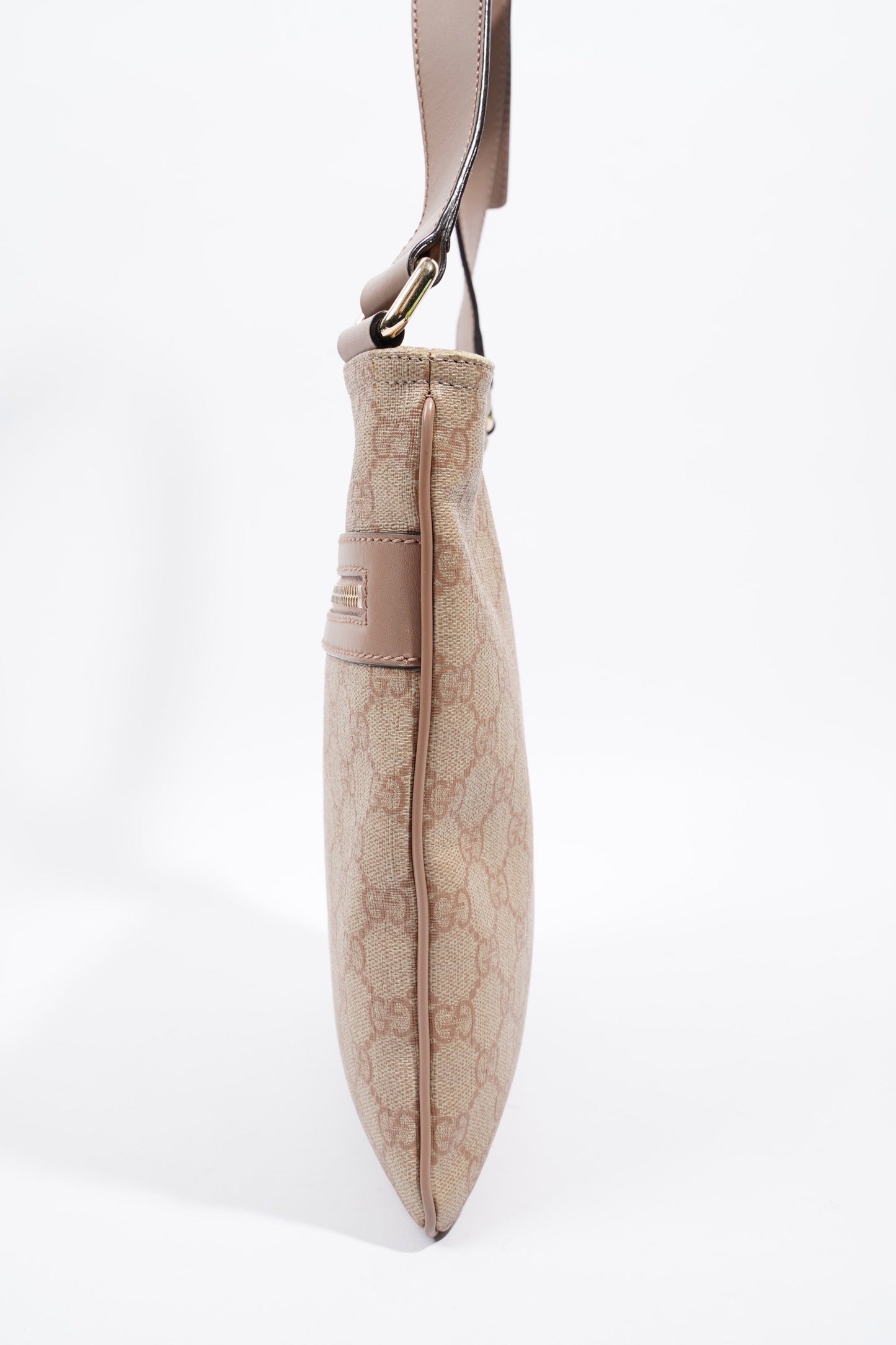 Gucci Messenger Bag Supreme Print / Pink