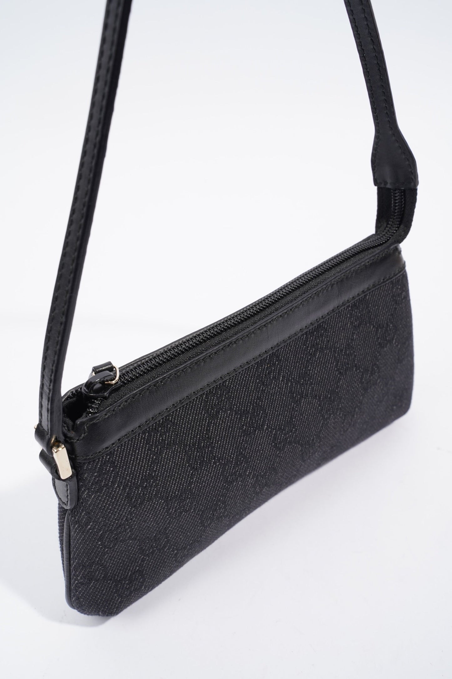 Gucci Pochette Supreme Print / Black