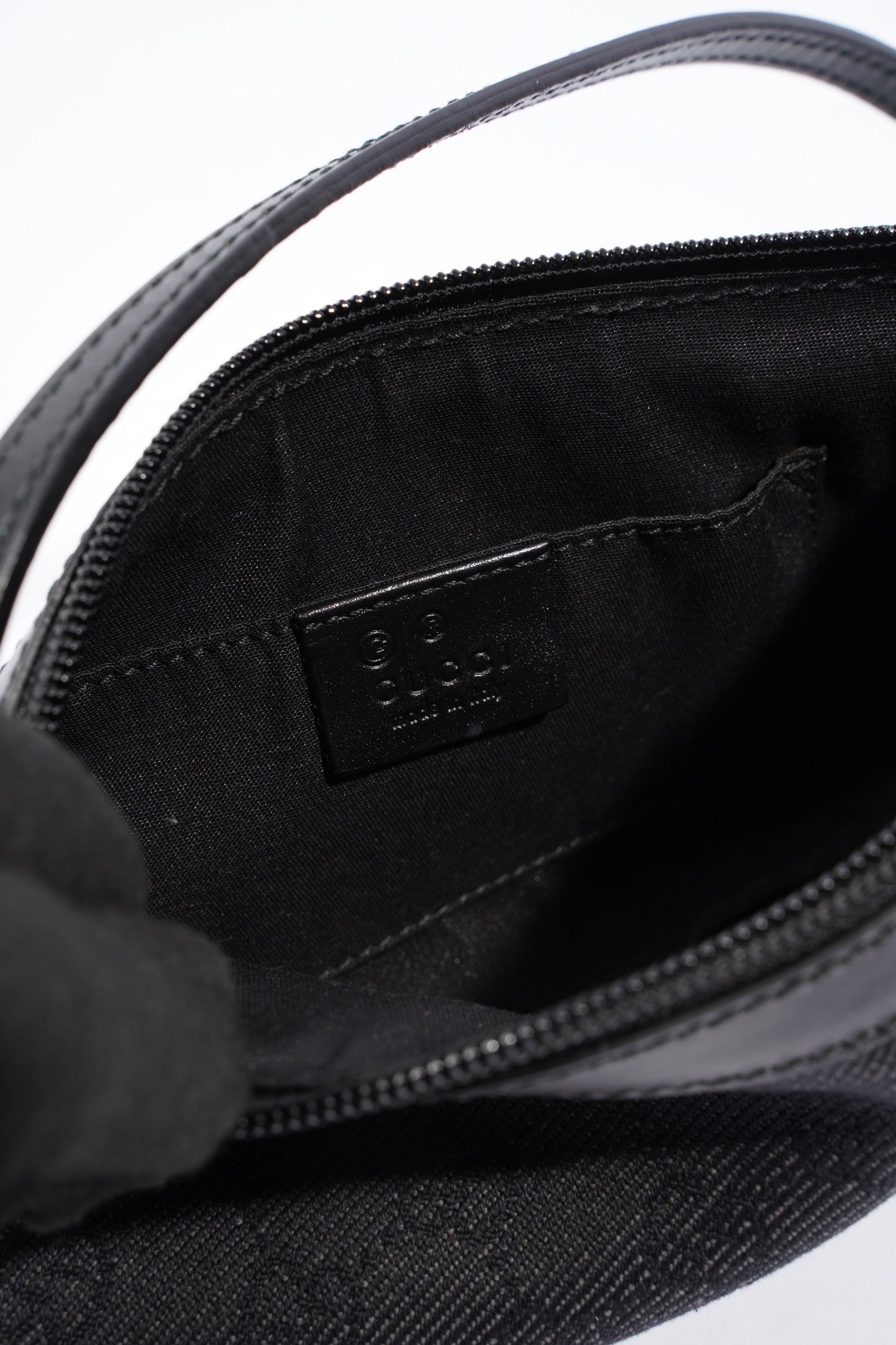 Gucci Pochette Supreme Print / Black