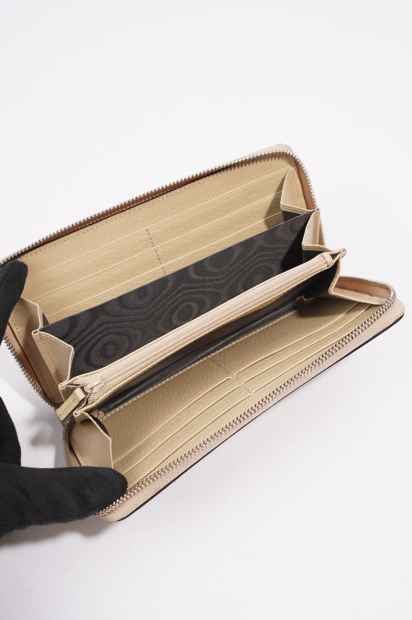 Gucci Off The Grid Long Wallet Black / Beige Canvas