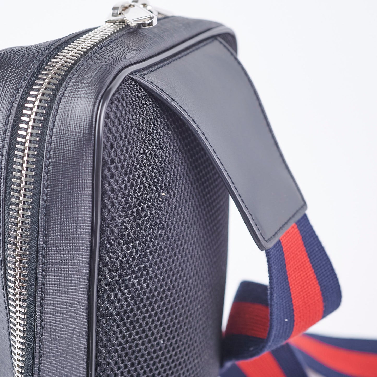 Gucci Messenger Monogram Black Slingbag