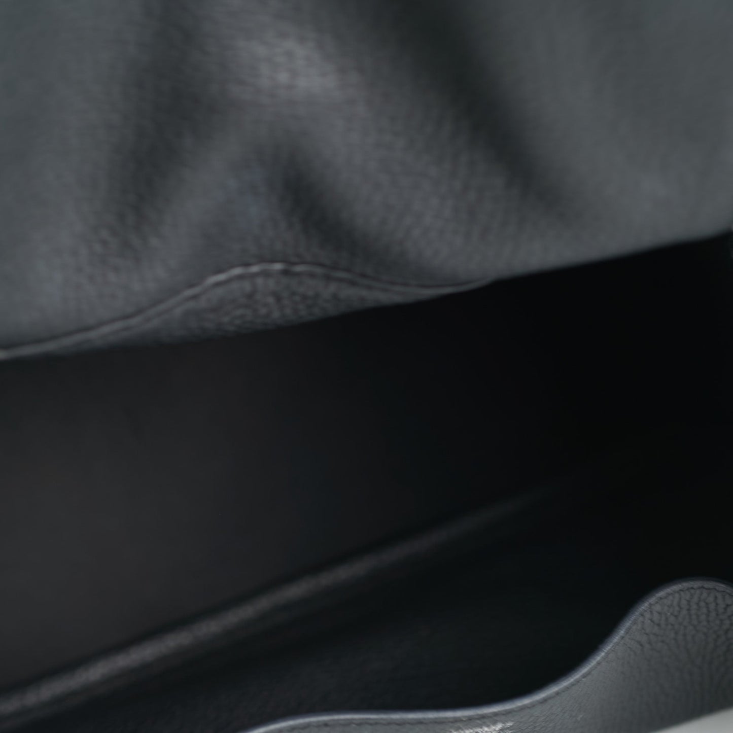Hermes Lindy 30 Black C Stamp