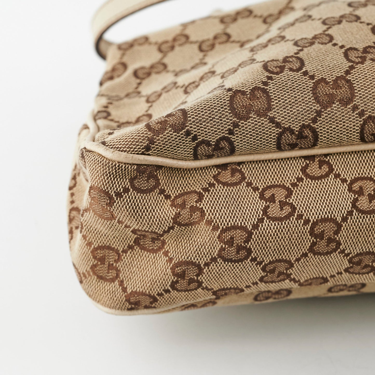 Gucci Vintage Monogram Shoulder Bag