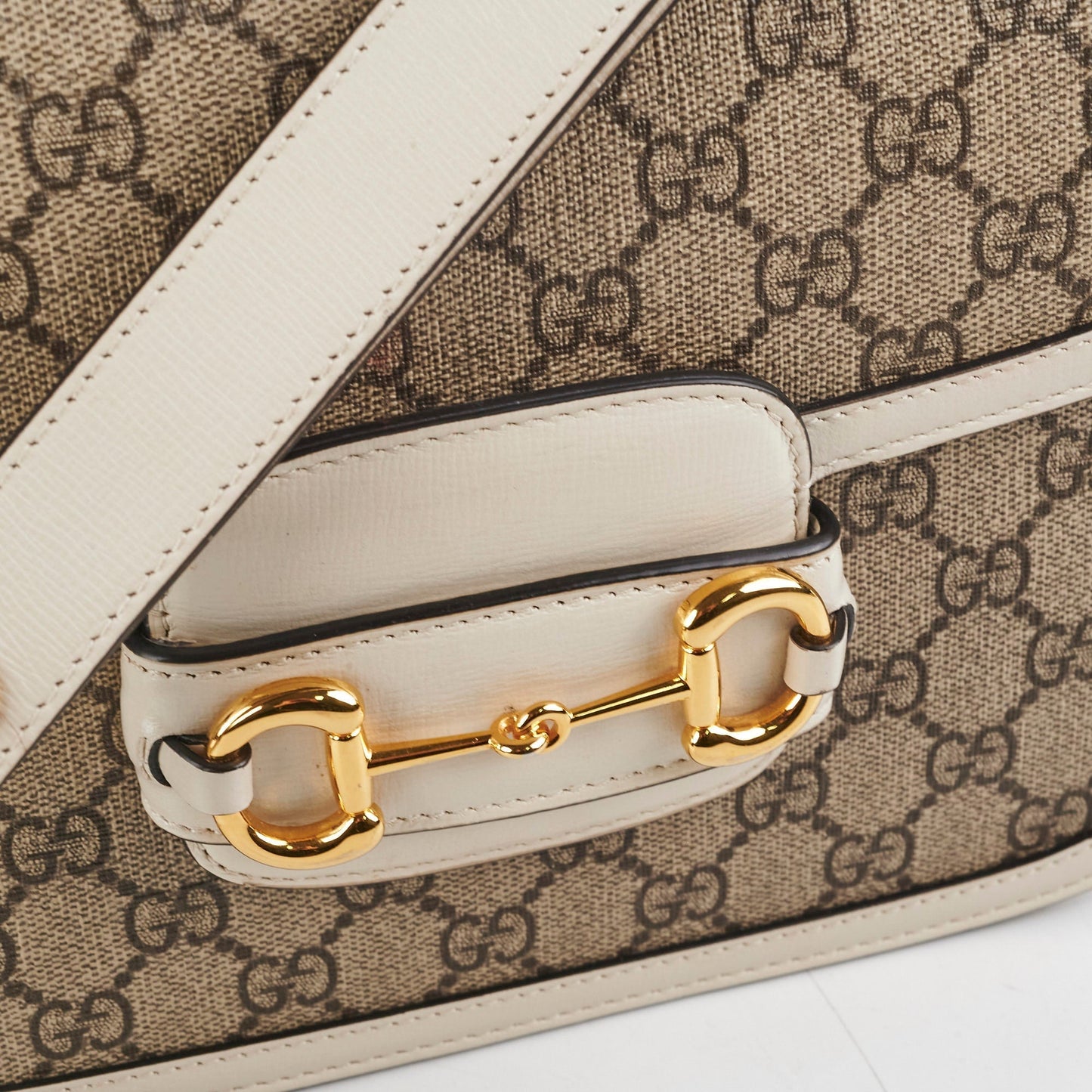 Gucci Horsebit Shoulder Bag