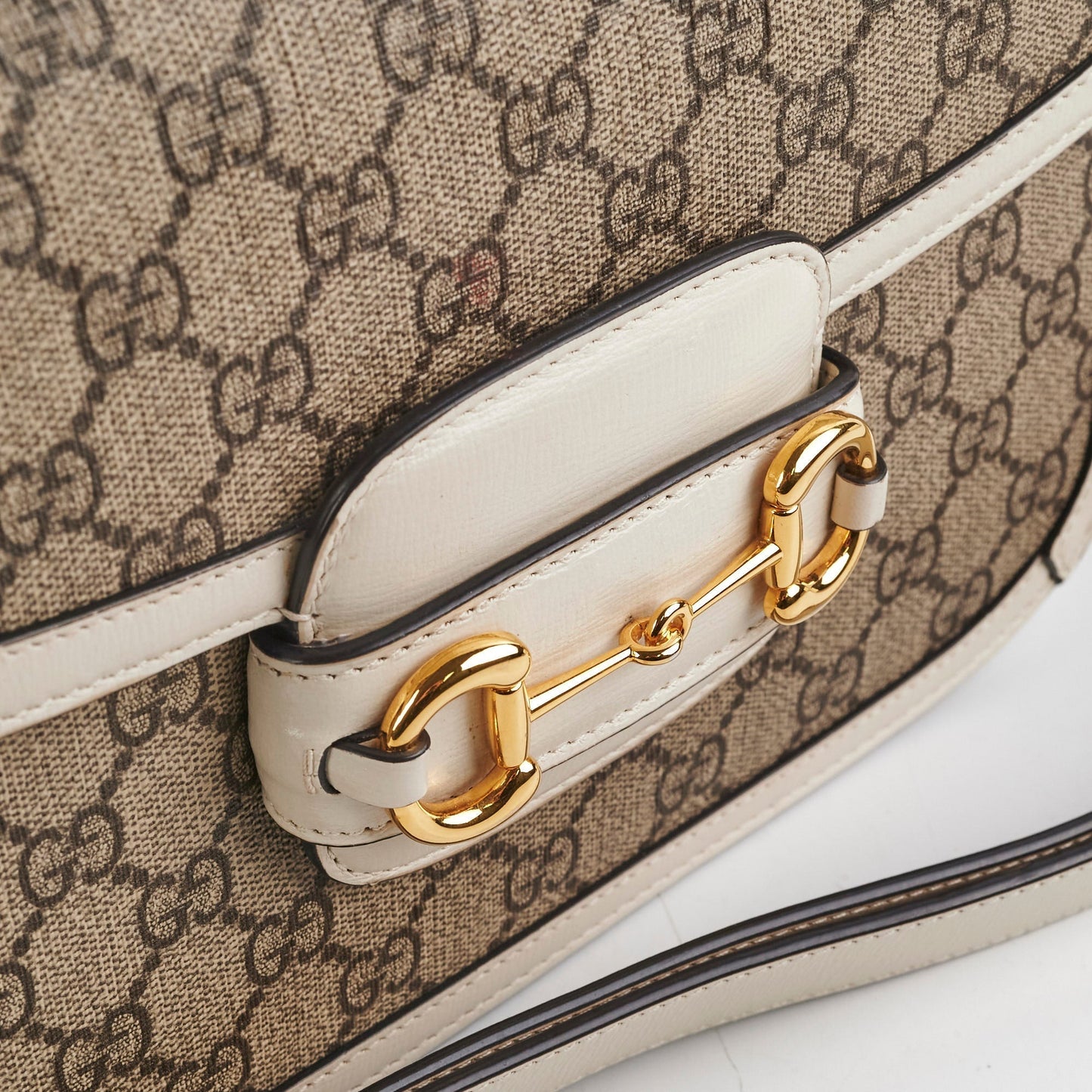 Gucci Horsebit Shoulder Bag