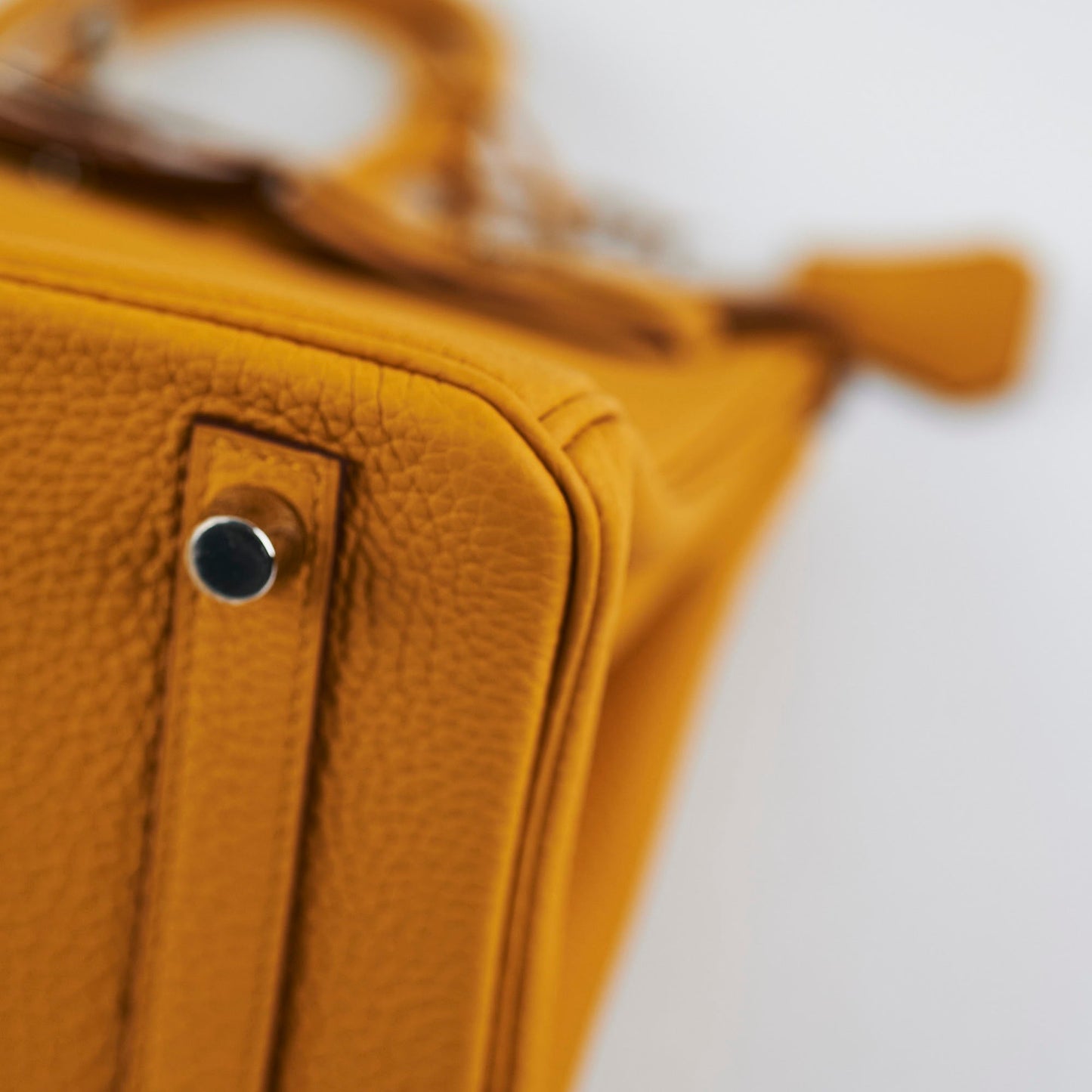 Hermes Birkin 25 Togo Jaune Ambre - B Stamp