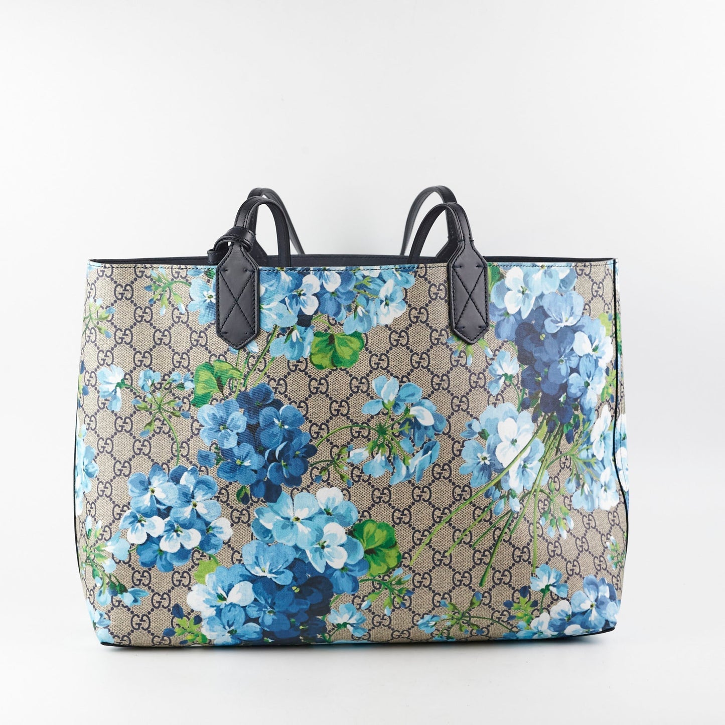 Gucci GG Supreme Medium Blooms Tote
