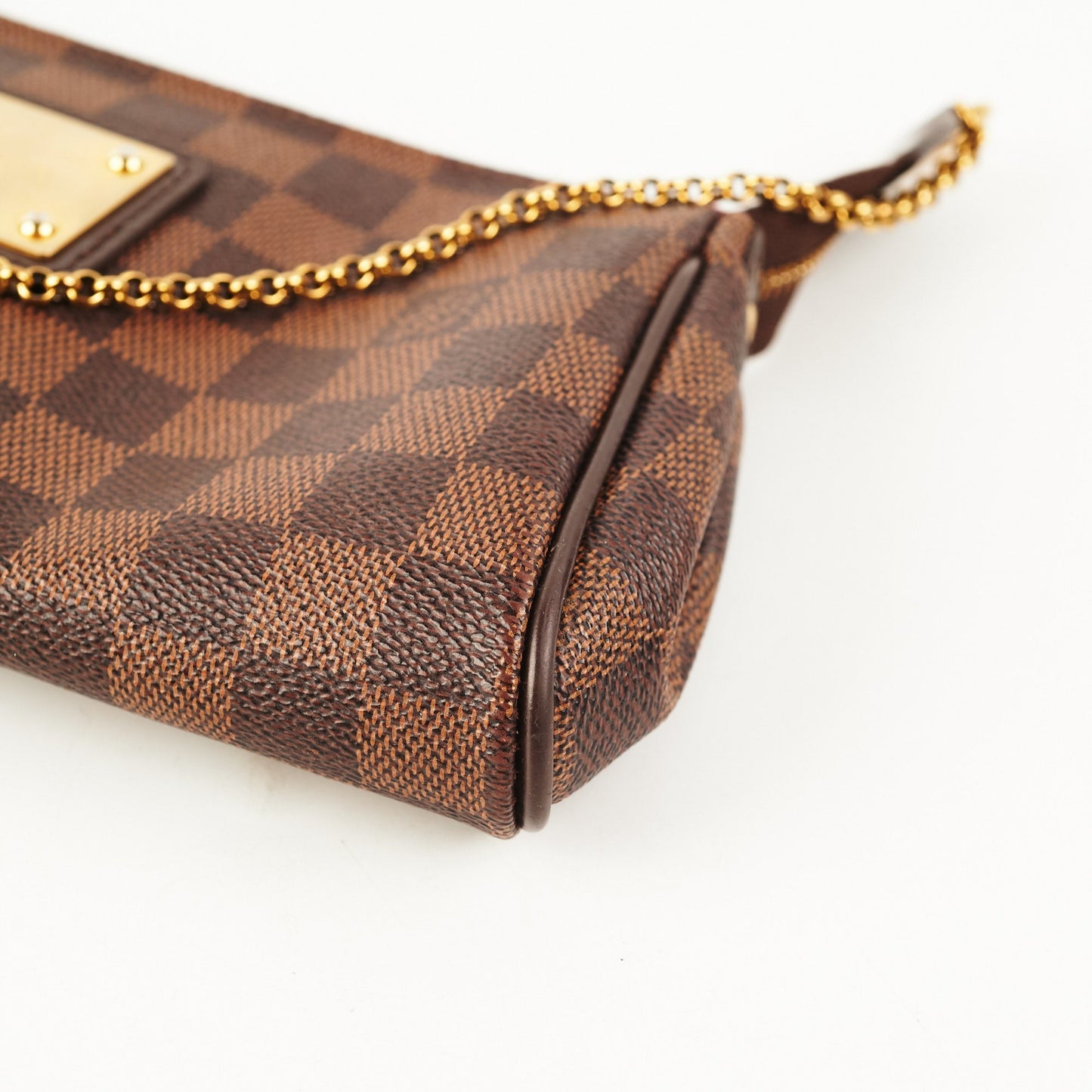 ITEM 22 - Louis Vuitton Eva Clutch Damier Ebene