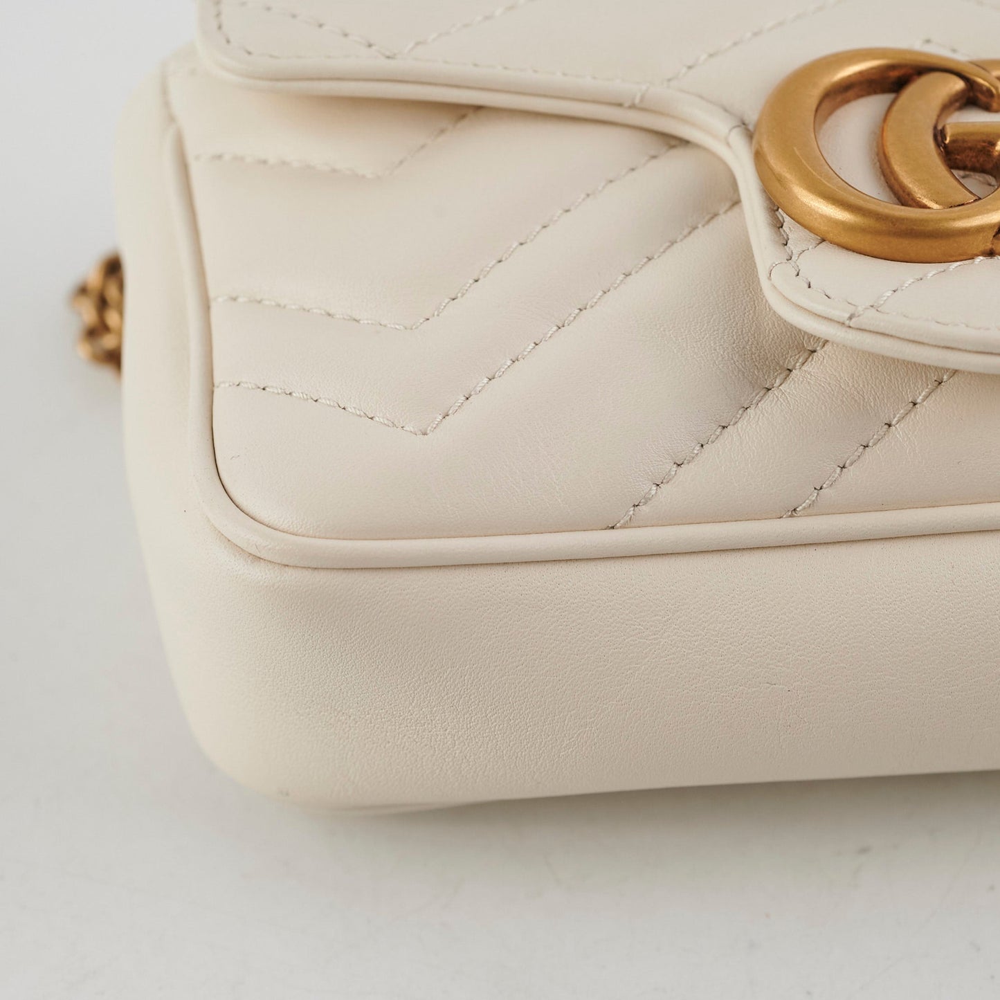 Gucci Super Mini Marmont Ivory