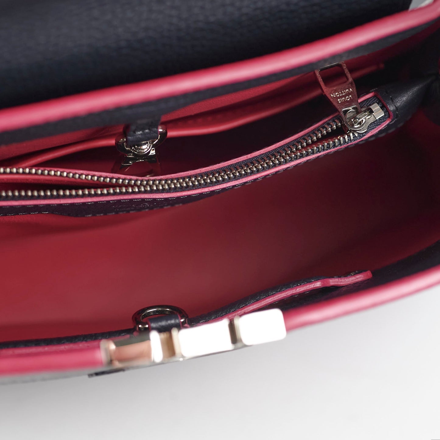 Louis Vuitton Capucines MM Navy