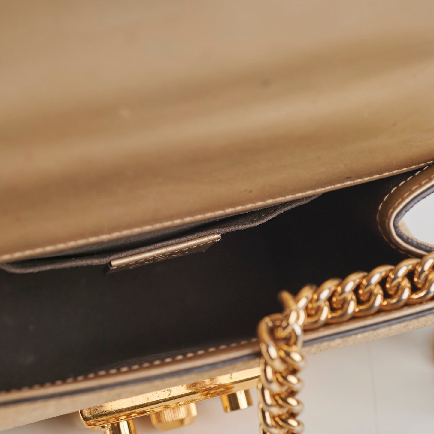 Gucci Padlock Gold Metallic Small