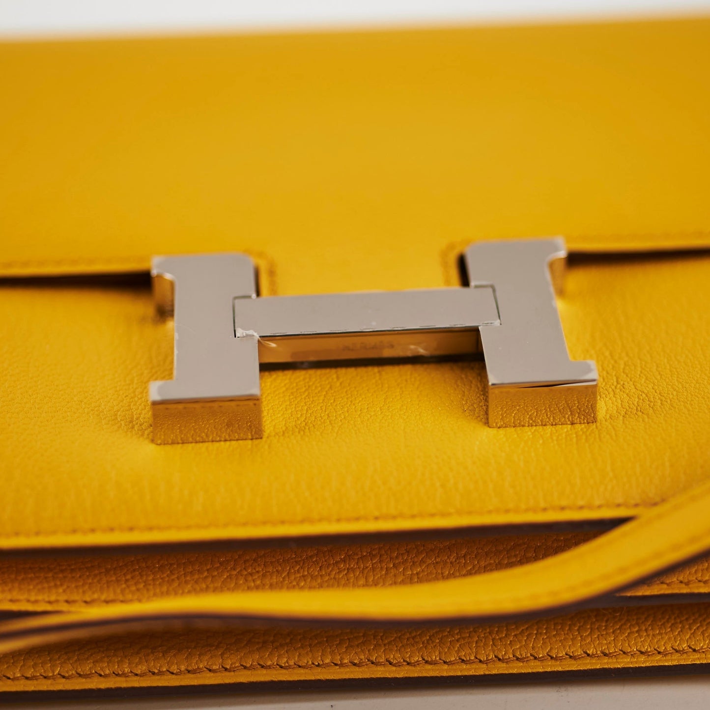 Hermes 18 Mini Constance 3 Sun Mysore - B Stamp (2023)