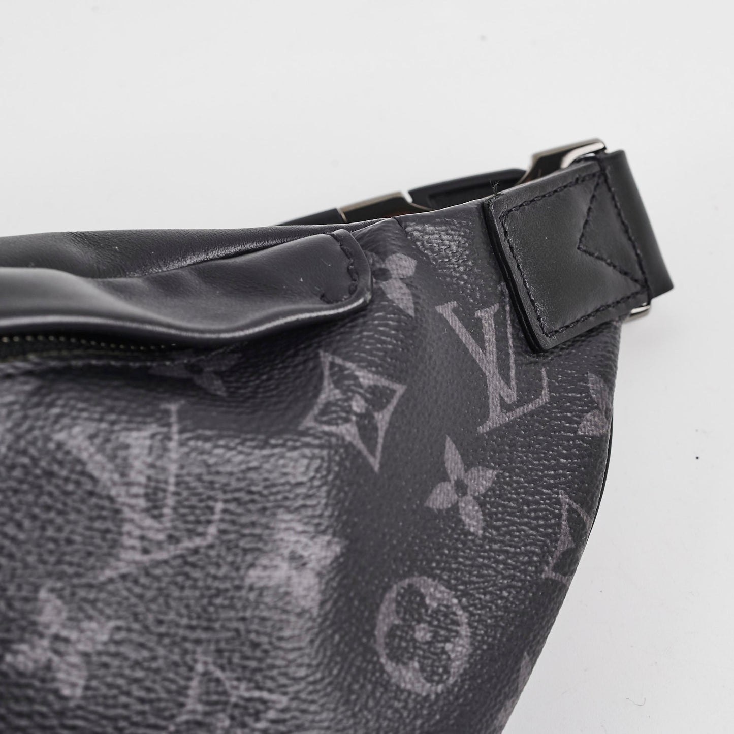 Louis Vuitton Discovery GM Bumbag