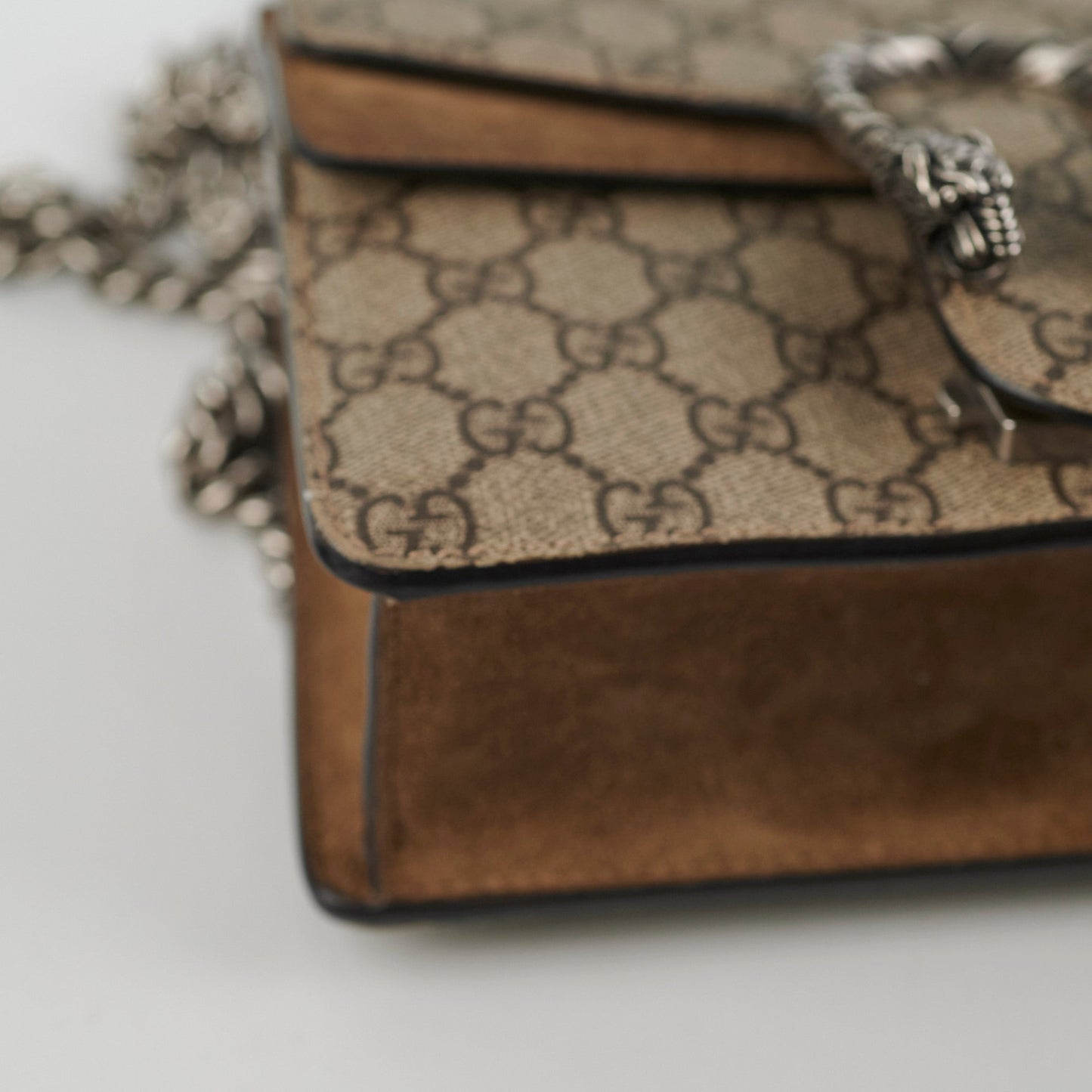 Gucci Dionysus GG Supreme Mini Bag