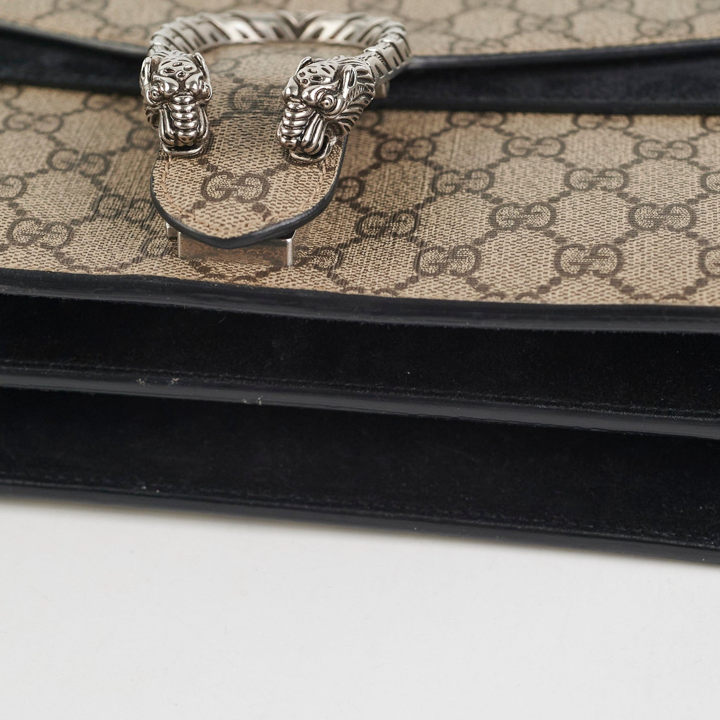Gucci Medium Dionysus Shoulder Bag