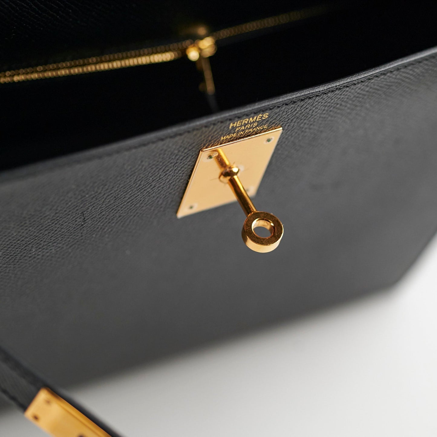 Hermes Kelly 28 Epsom Black C Stamp