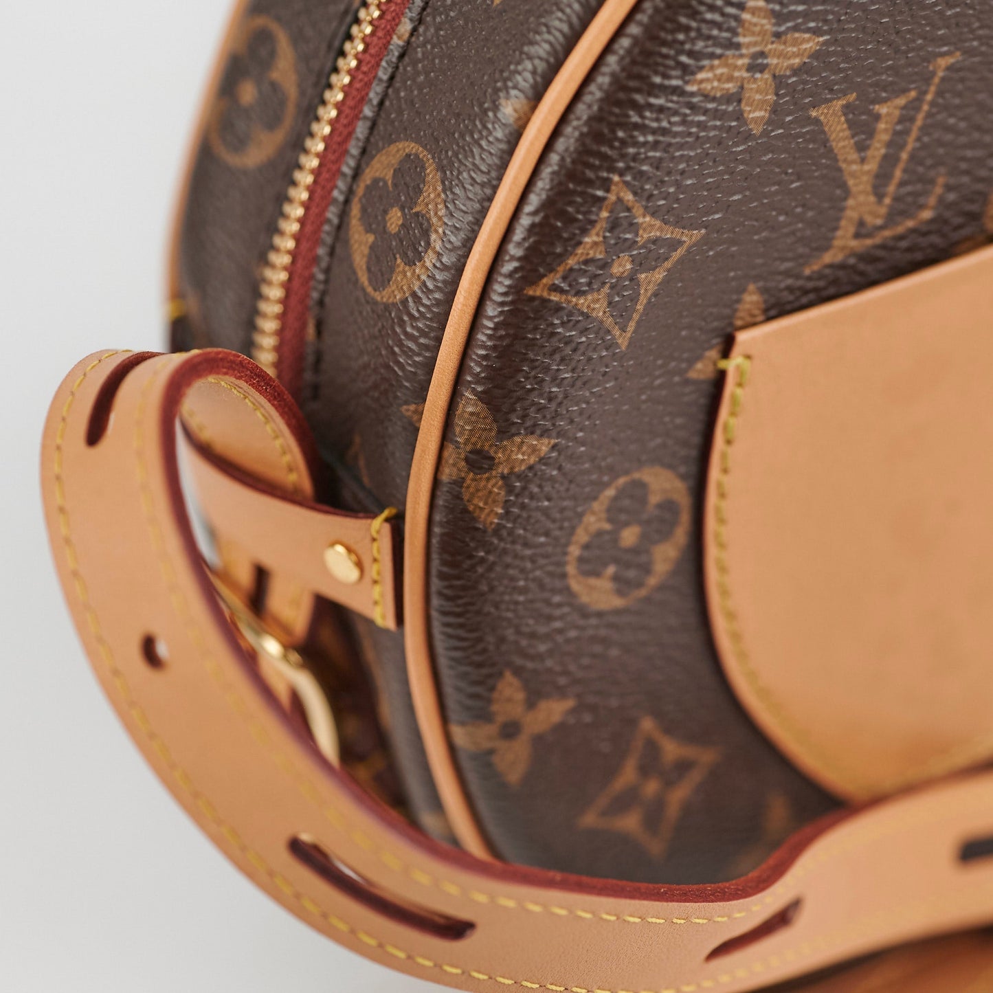 Louis Vuitton Boite Chapeau Souple MM Monogram Crossbody