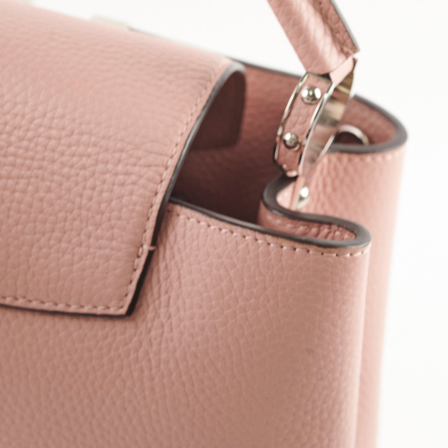 Louis Vuitton Capucines PM Magnolia