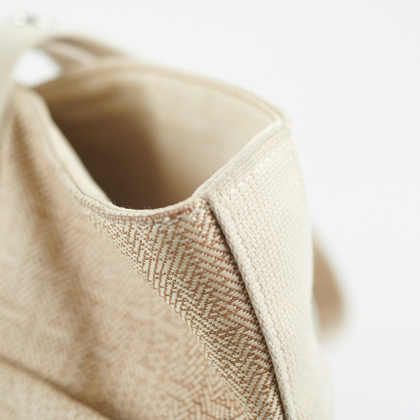 Hermes Saxo GM Cream