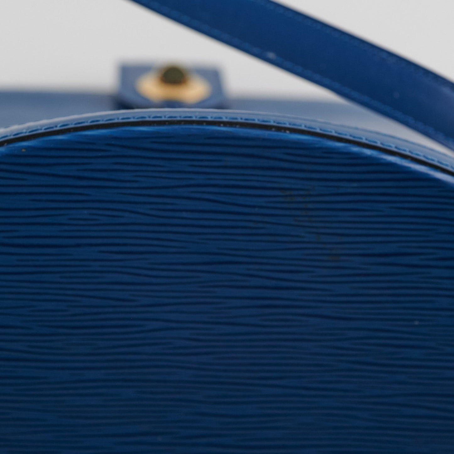Louis Vuitton Cluny Epi Blue Shoulder Bag