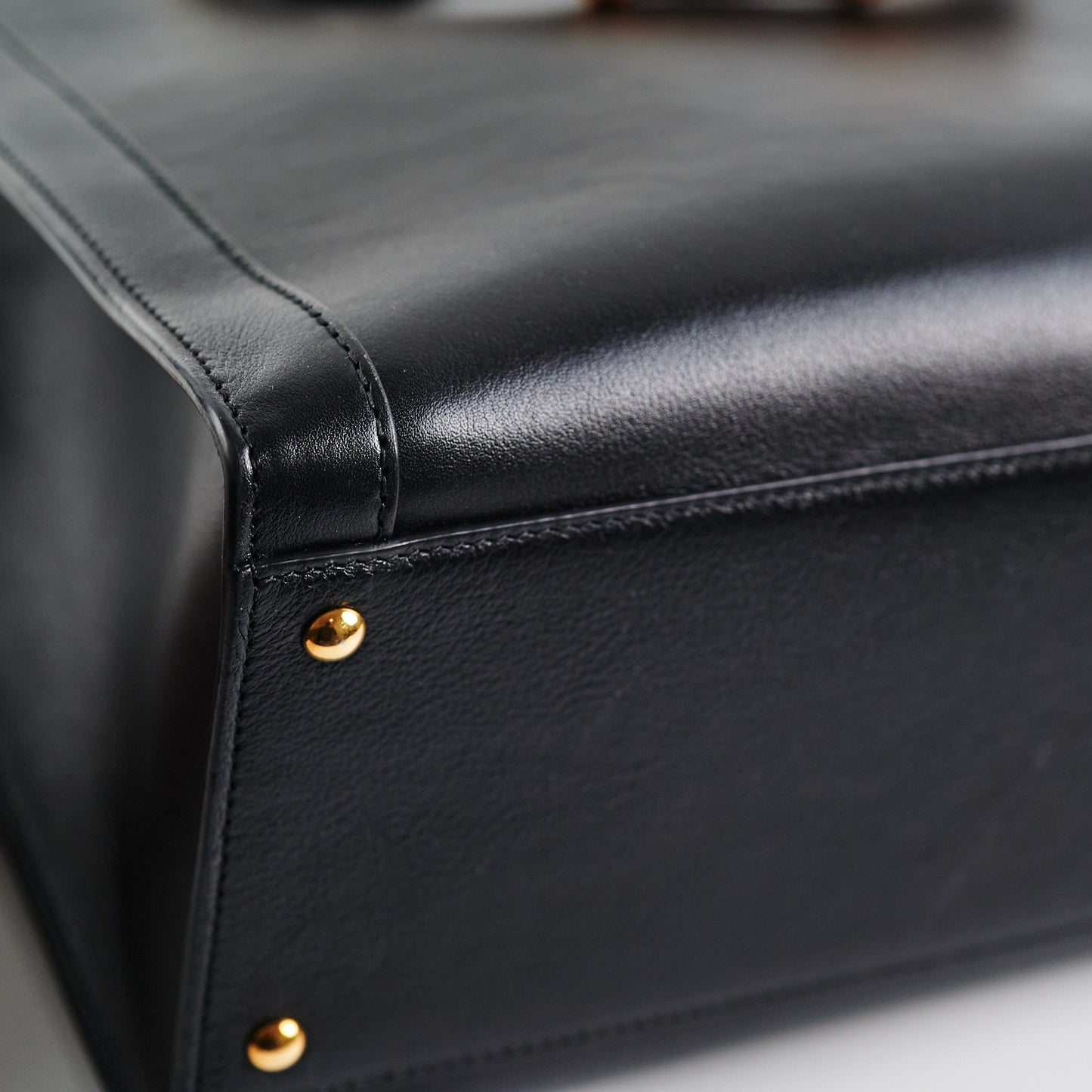 Gucci Medium Diana Tote Black