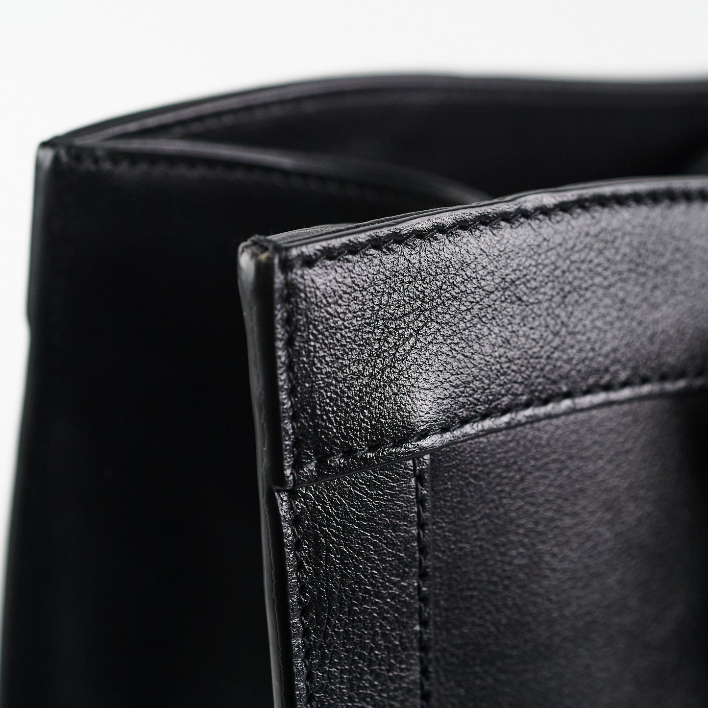 Gucci Medium Diana Tote Black