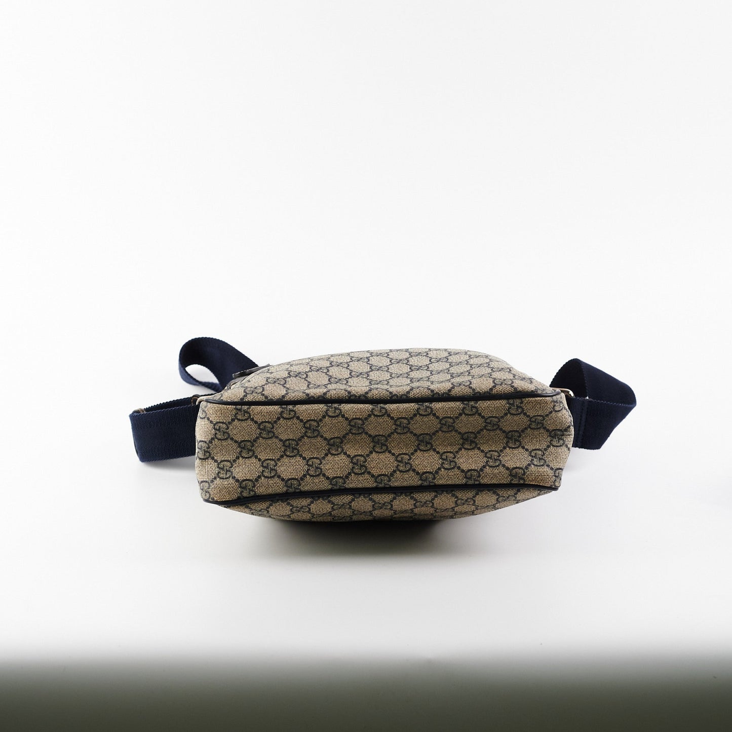 Gucci Messenger GG Supreme Canvas Large