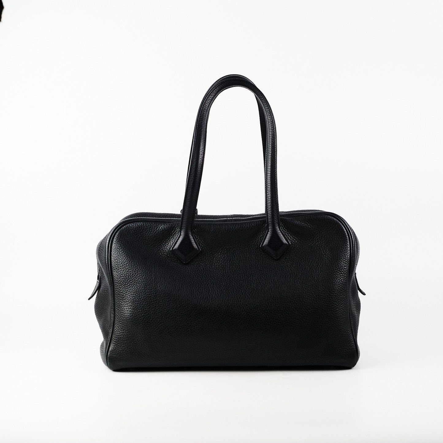 Hermes Victoria 35 Leather Handbag Black - O Square Stamp