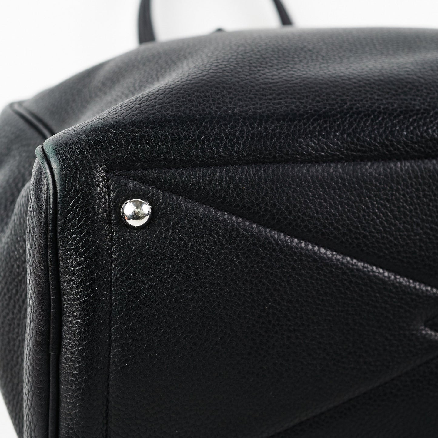 Hermes Victoria 35 Leather Handbag Black - O Square Stamp