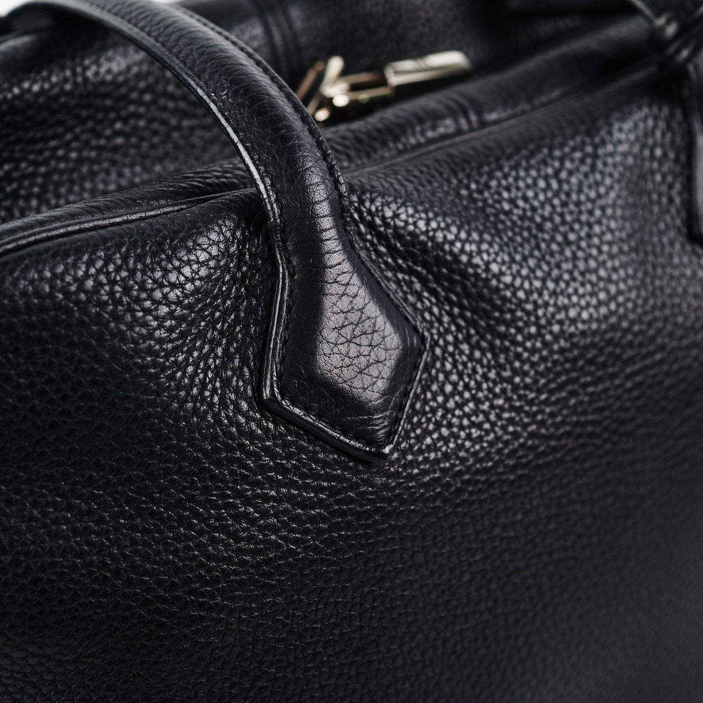 Hermes Victoria 35 Leather Handbag Black - O Square Stamp