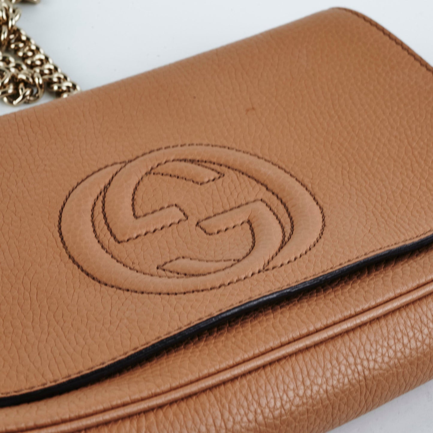 Gucci Soho Swing Chain Bag Beige