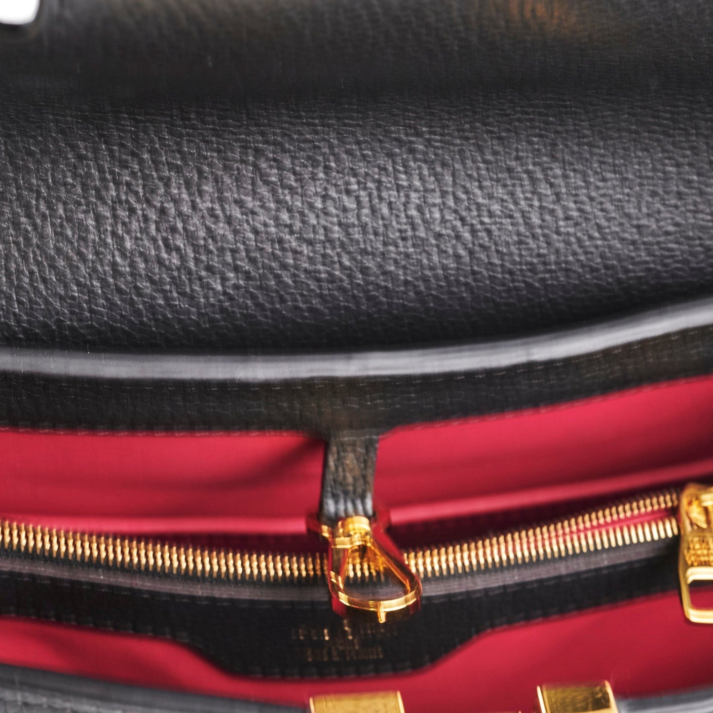 Louis Vuitton Capucines MM Black Bag
