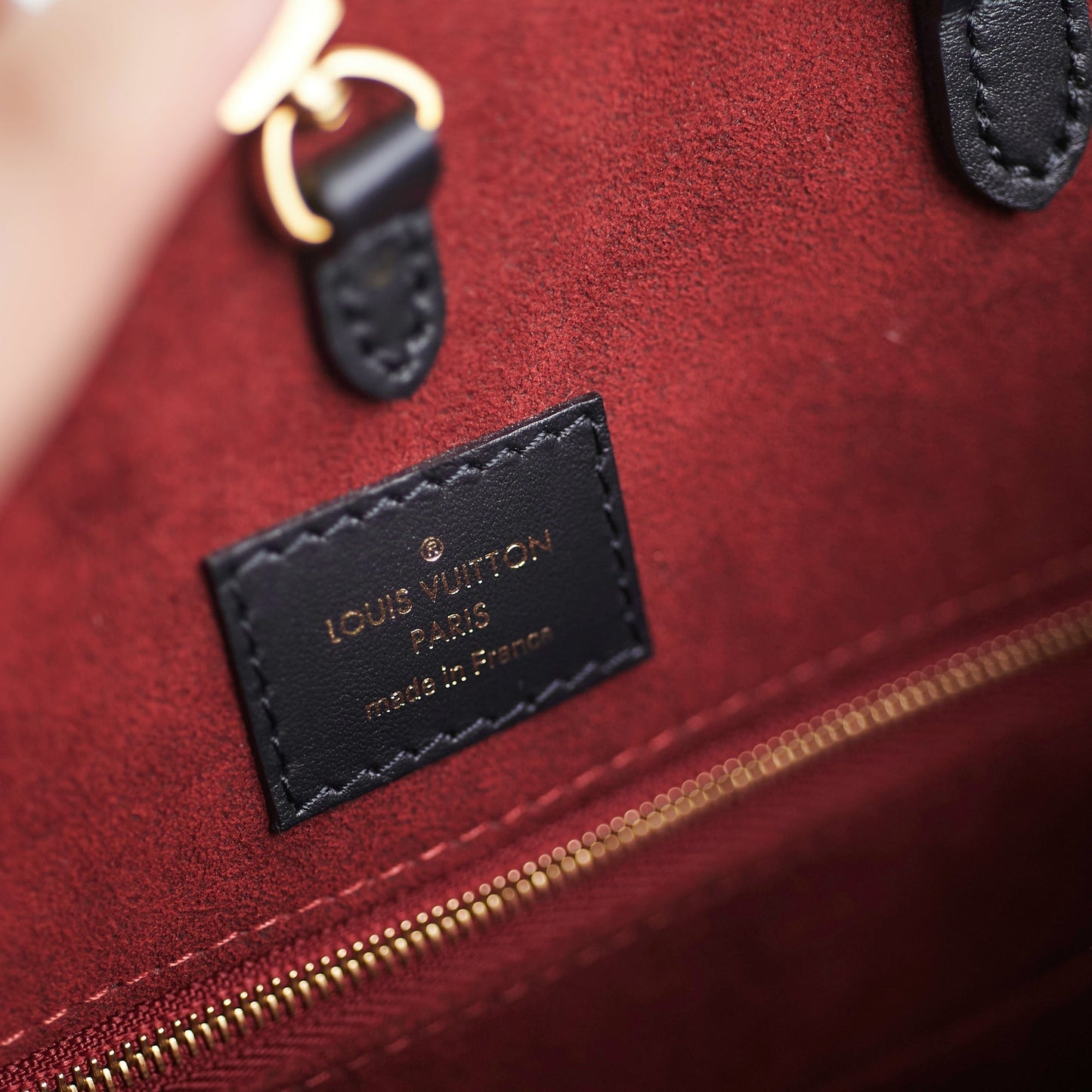 ITEM 18 - Louis Vuitton OnTheGo MM Bicolour