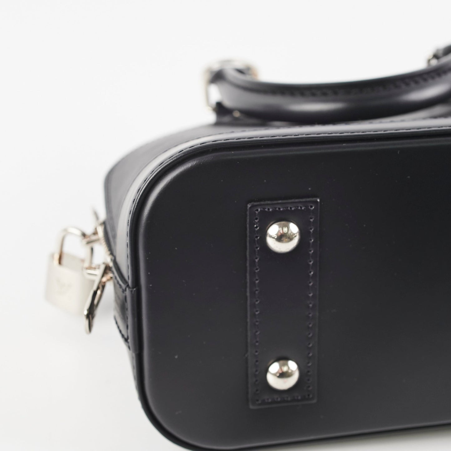 Louis Vuitton Alma BB Epi Black