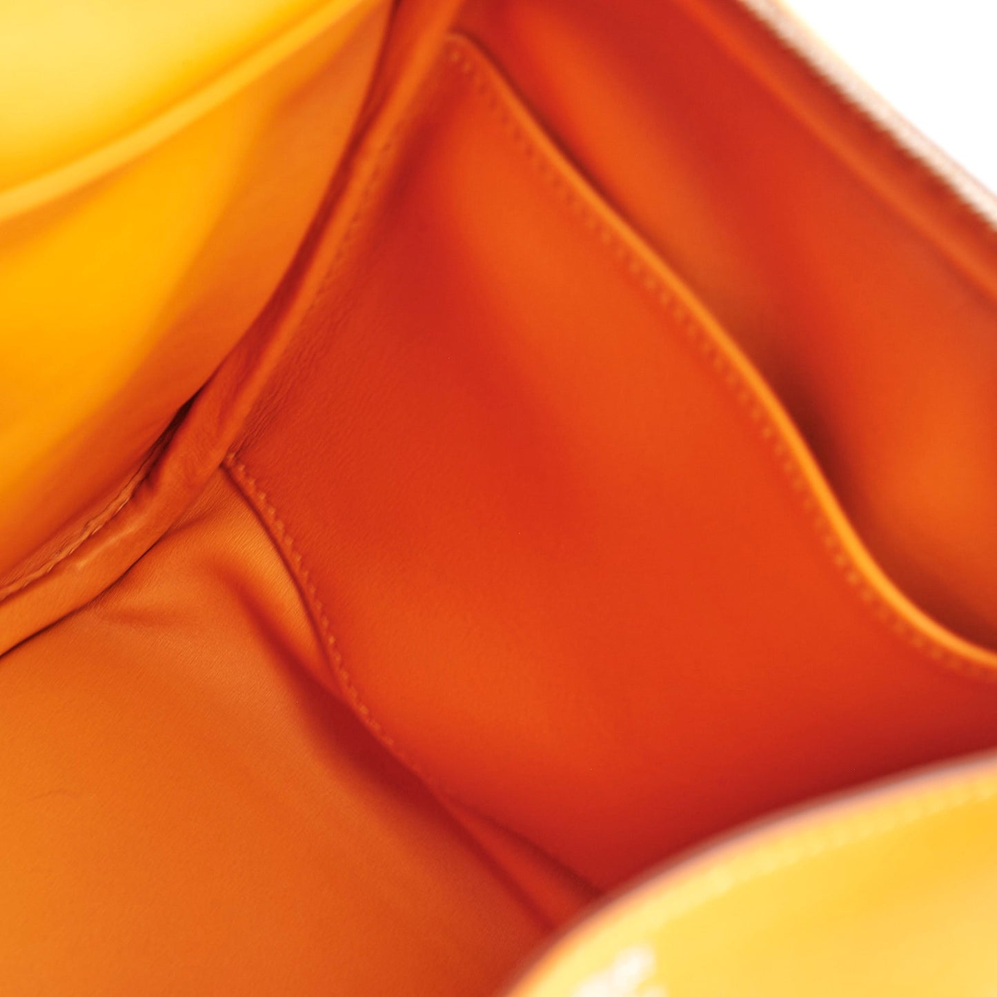 Hermes Lindy 26 Swift Orange - C Stamp (2018)