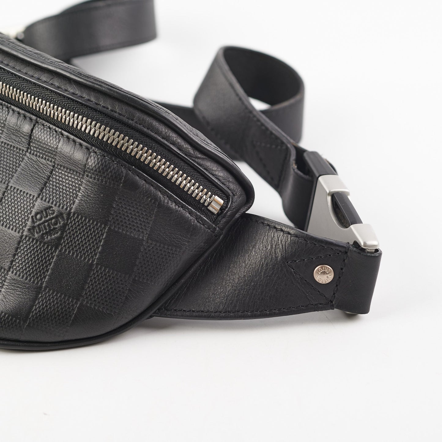 Louis Vuitton Damier Infini Campus Bumbag Black
