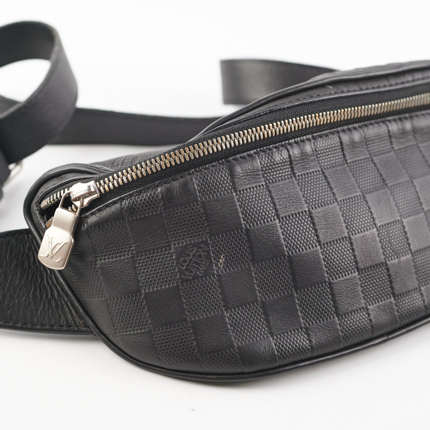Louis Vuitton Damier Infini Campus Bumbag Black