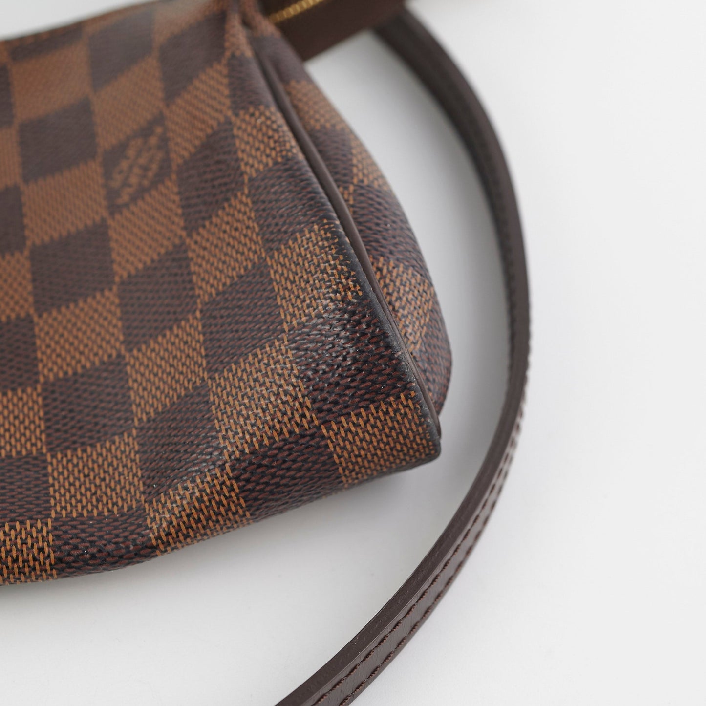 Louis Vuitton Eva Clutch Damier Ebene