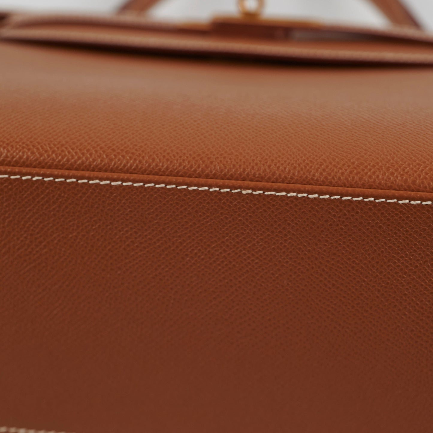 Hermes Kelly 28 Gold C Square Stamp