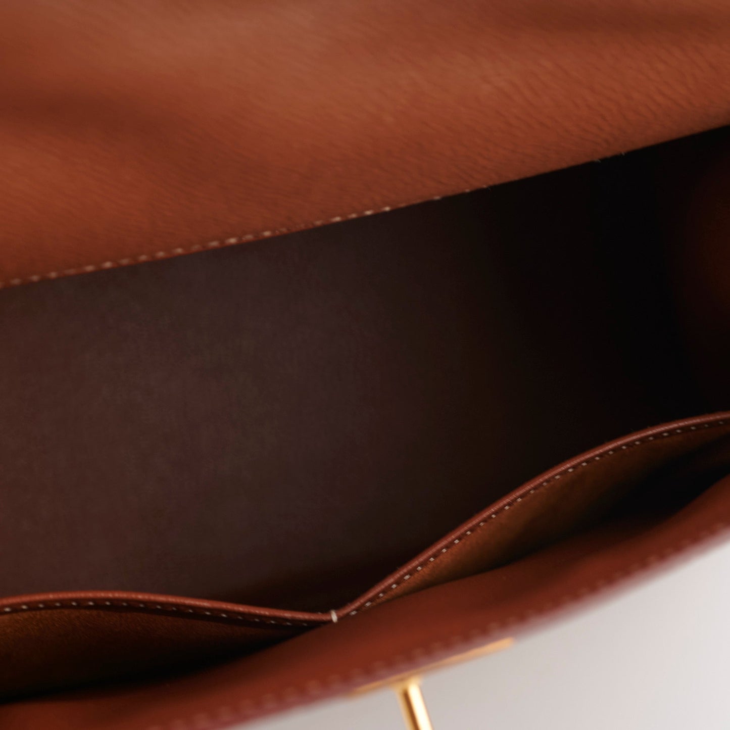Hermes Kelly 28 Gold C Square Stamp