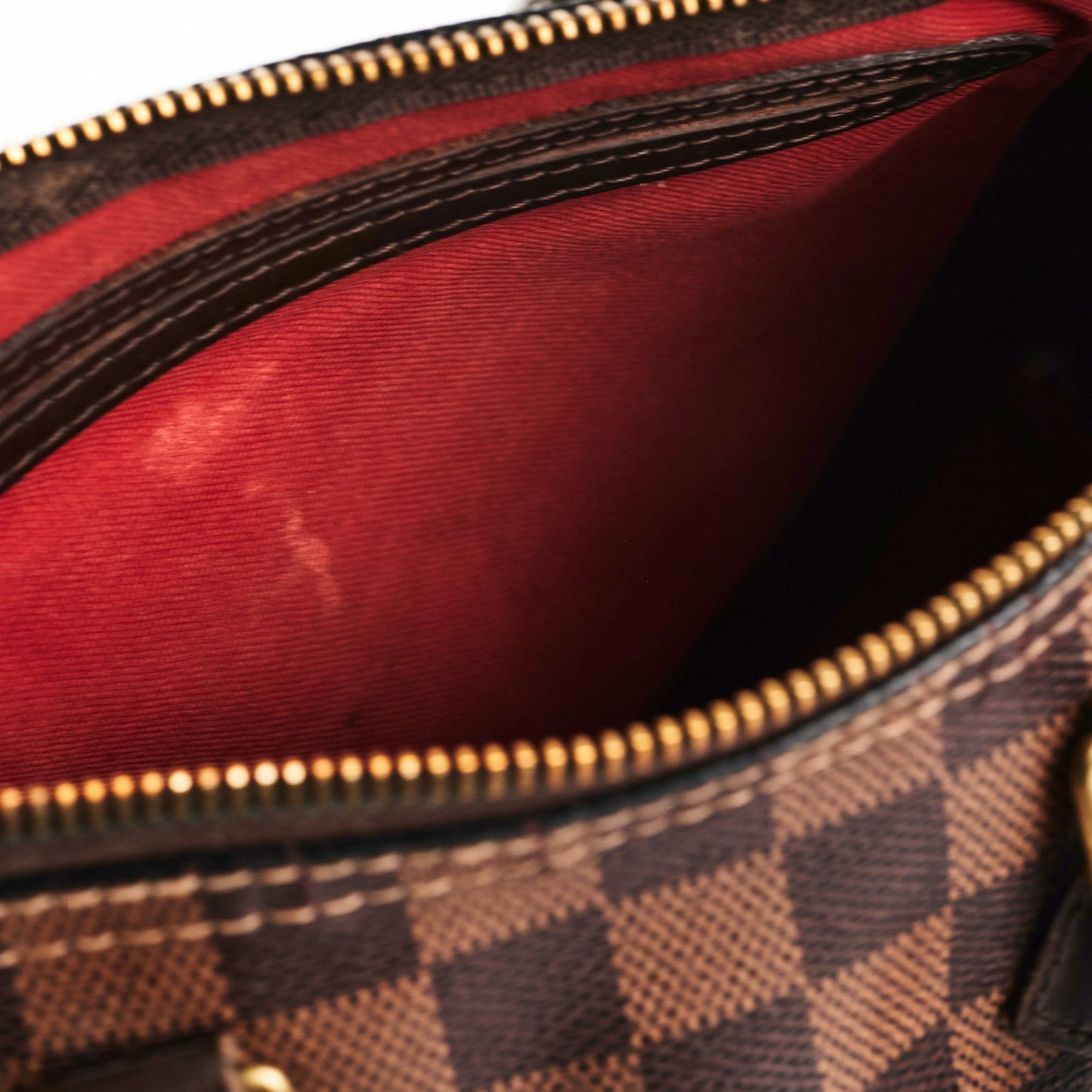 ITEM 21 - Louis Vuitton Speedy 25 Damier Ebene