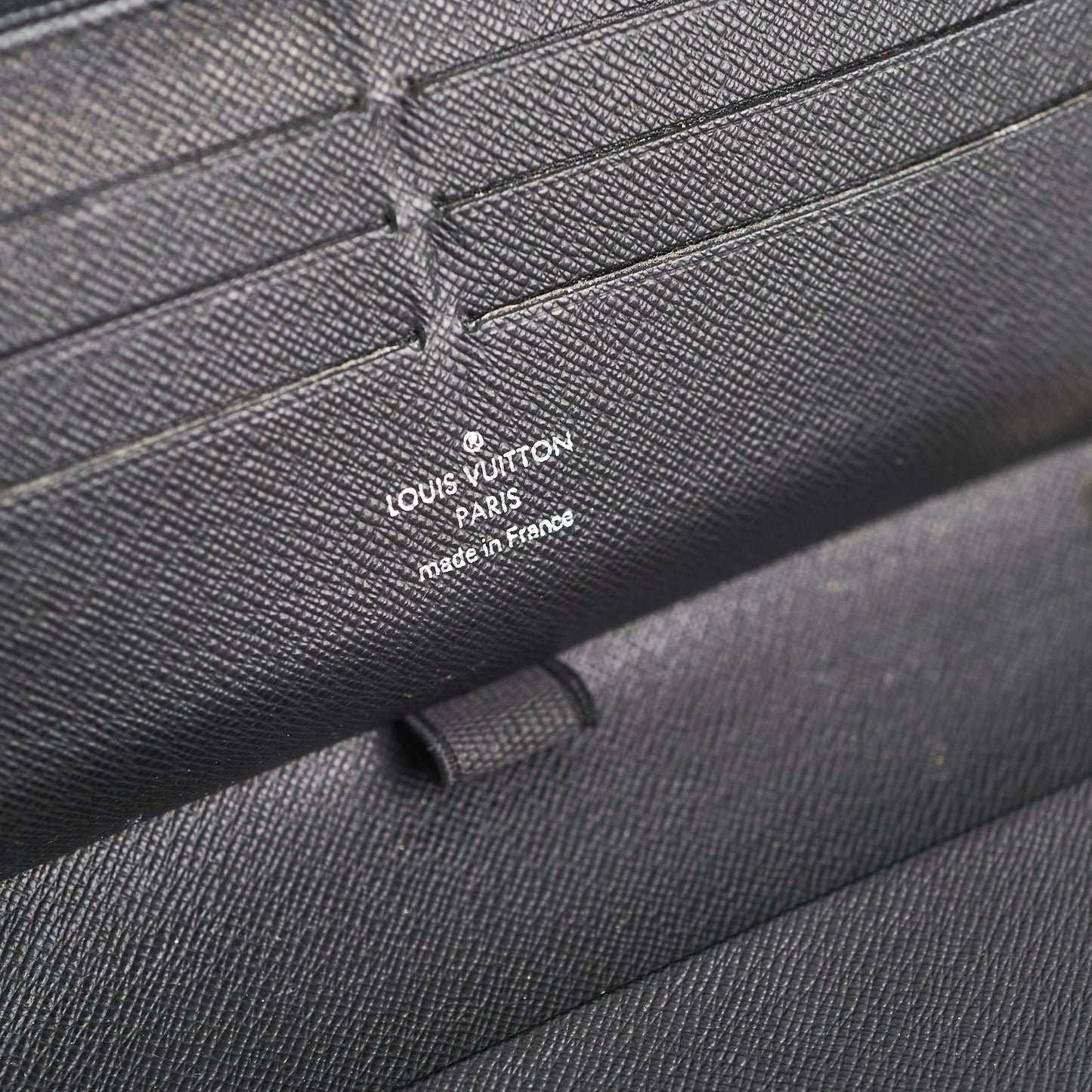 Louis Vuitton Epi Patent Zippy Wallet Black