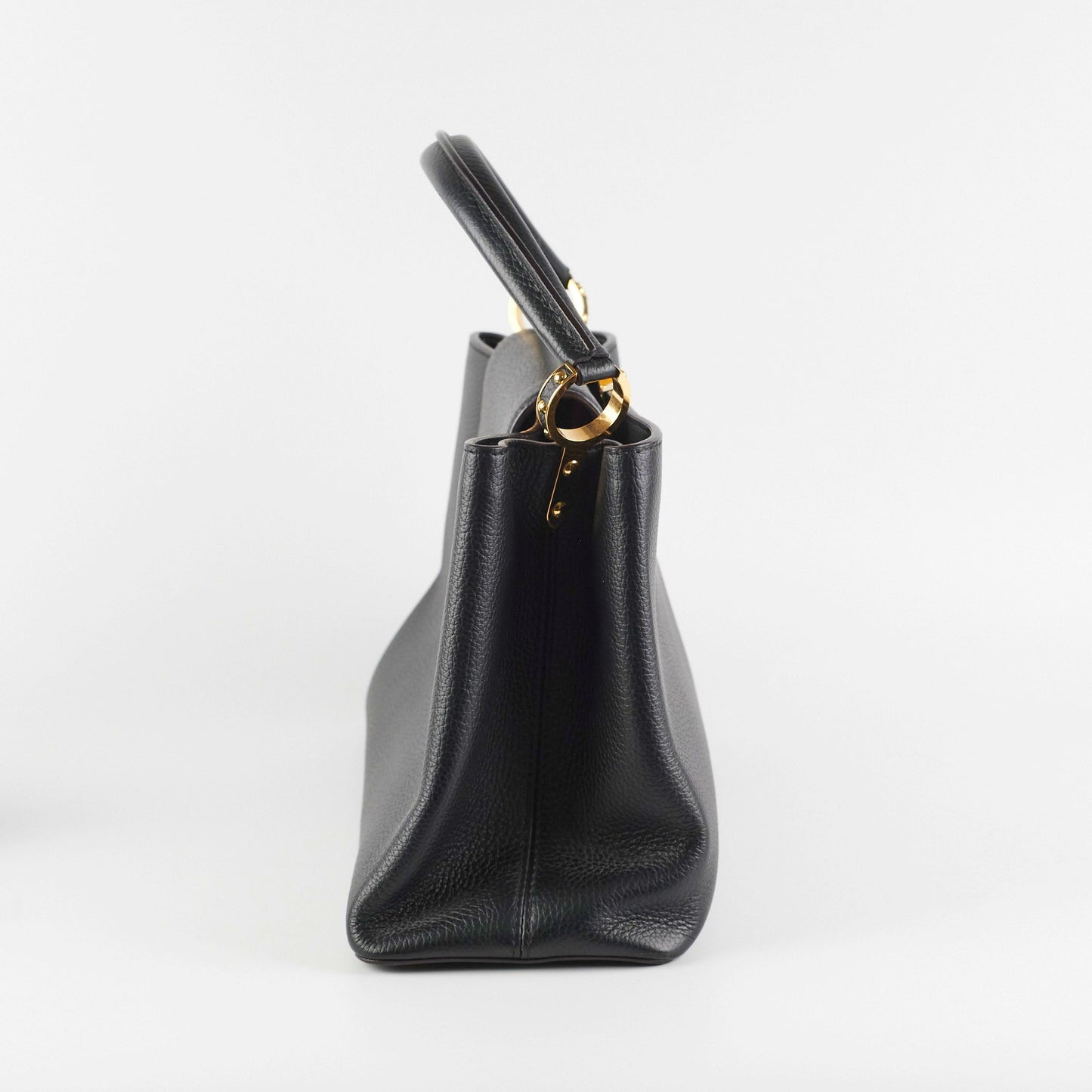 Louis Vuitton Capucines MM Black