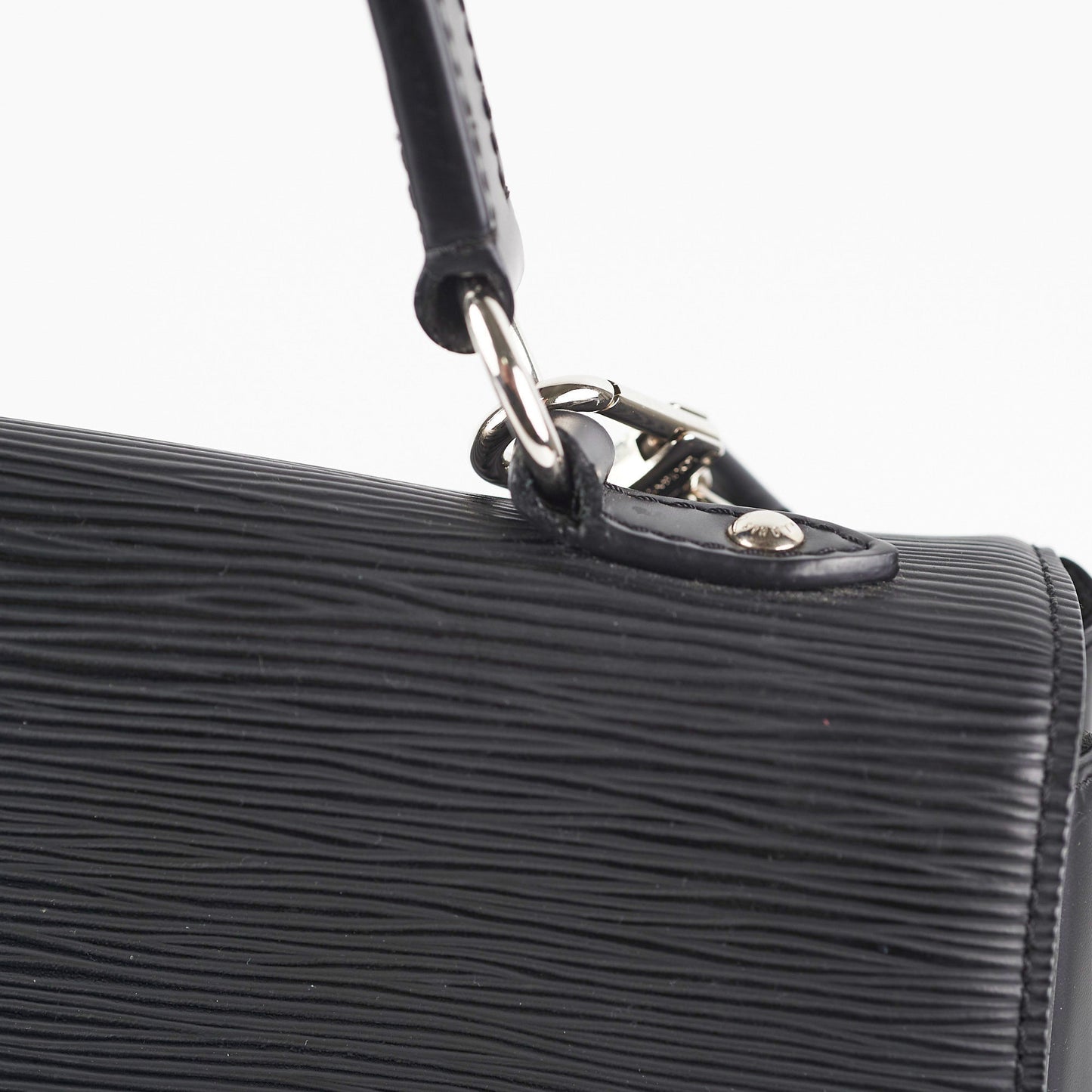 Louis Vuitton Cluny MM Epi Black Bag